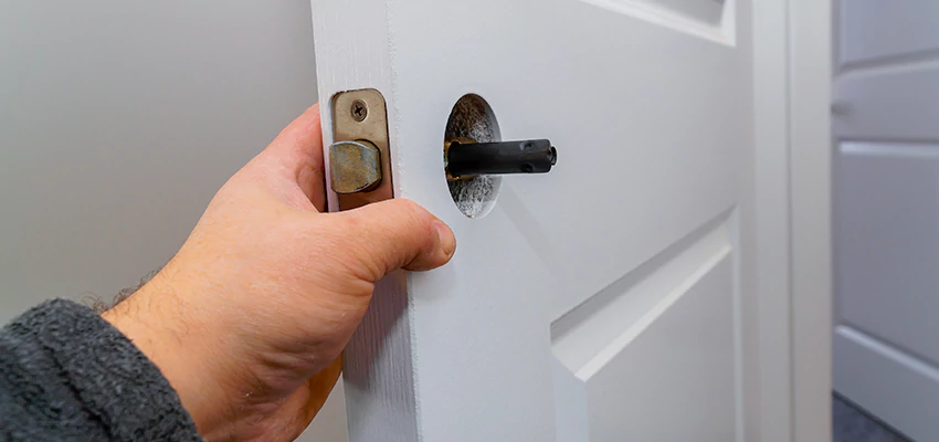 Nighttime Locksmith For Lock Repair in Porterville, CA